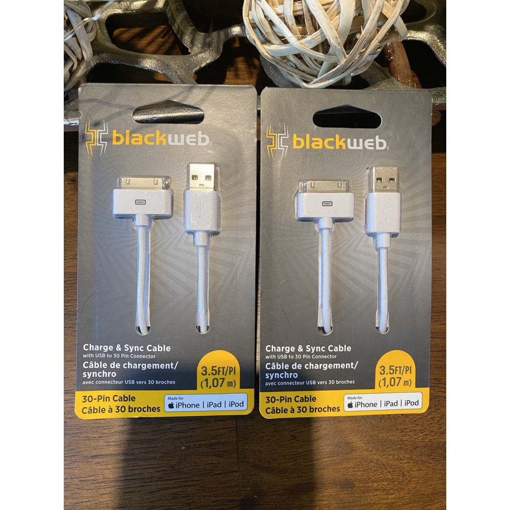 Two Brand New Apple MA591G/C 30-pin to USB Cable For iPhone iPad iPod